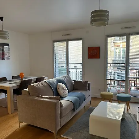 Apartment 2 Pieces 57m2 Terrasse Sur Cour Proche Paris Porte Maillot