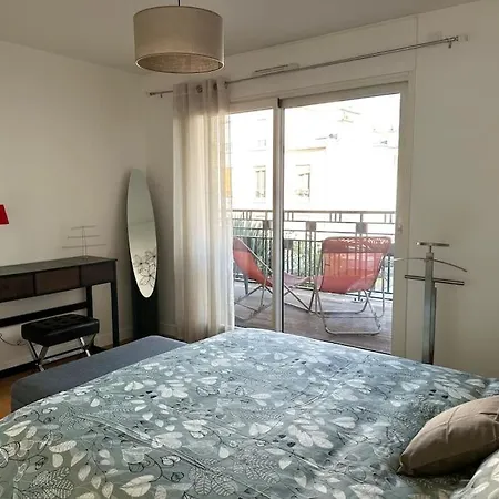 Appartement 2 Pieces 57m2 Terrasse Sur Cour Proche Paris Porte Maillot Levallois-Perret